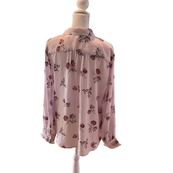 NWT LOFT Ann Taylor lavender/pink floral blouse size medium - Picture 2 of 5